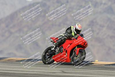 media/Nov-16-2025-Race Pace (Sun) [[8c5fa54630]]/Verified Riders/5-Turn 9 (1135am)/